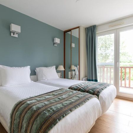 Club Wyndham Normandy Aparthotel Connelles Exterior foto